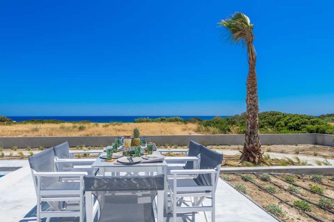 Seashore Beachfront Villa Лакания Экстерьер фото